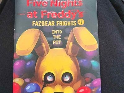 Five Nights at Freddy's: Fazbear Frights #1: Into the Pit by Scott Cawthon & Elley Cooper