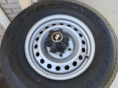 NEW (5) 255/70/16 Bridgestone Dueler HT