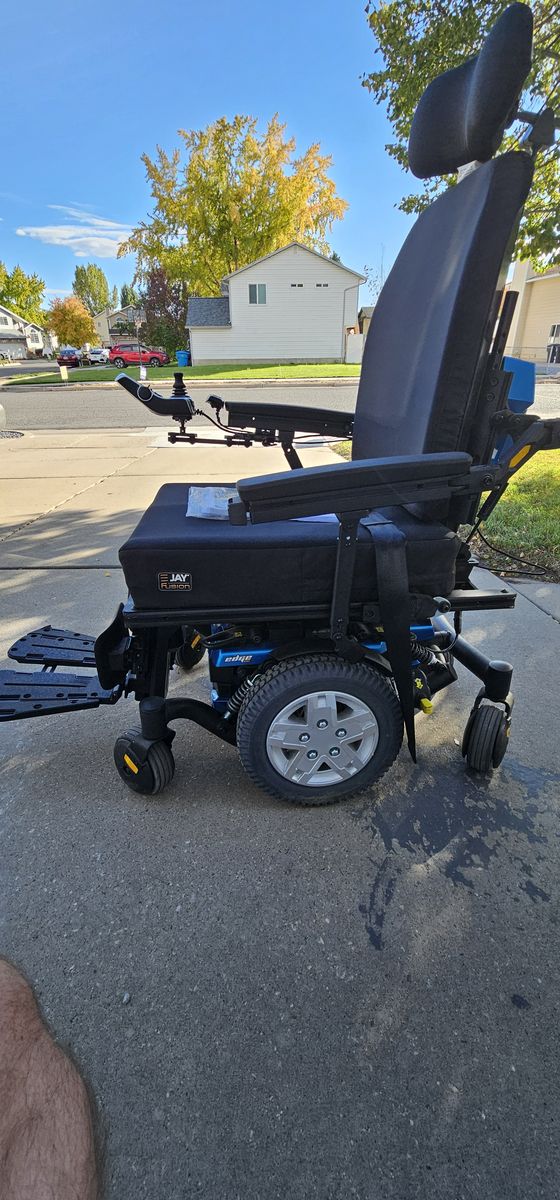 New Quantum Q6 Edge HD power electric wheelchair