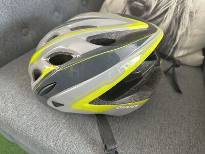 Giant Brand Bike Helmet