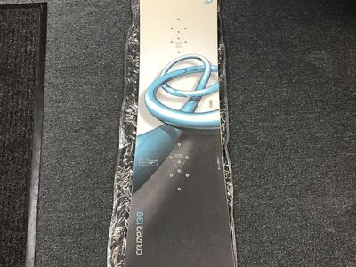 BRAND NEW burton cruzer snowboard 139cm NEVER MOUNTED ready to ride