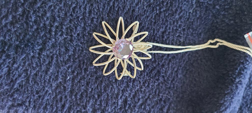 Amethyst set in Sterling silver flower