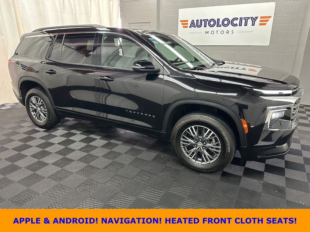 2025 Chevrolet Traverse LT