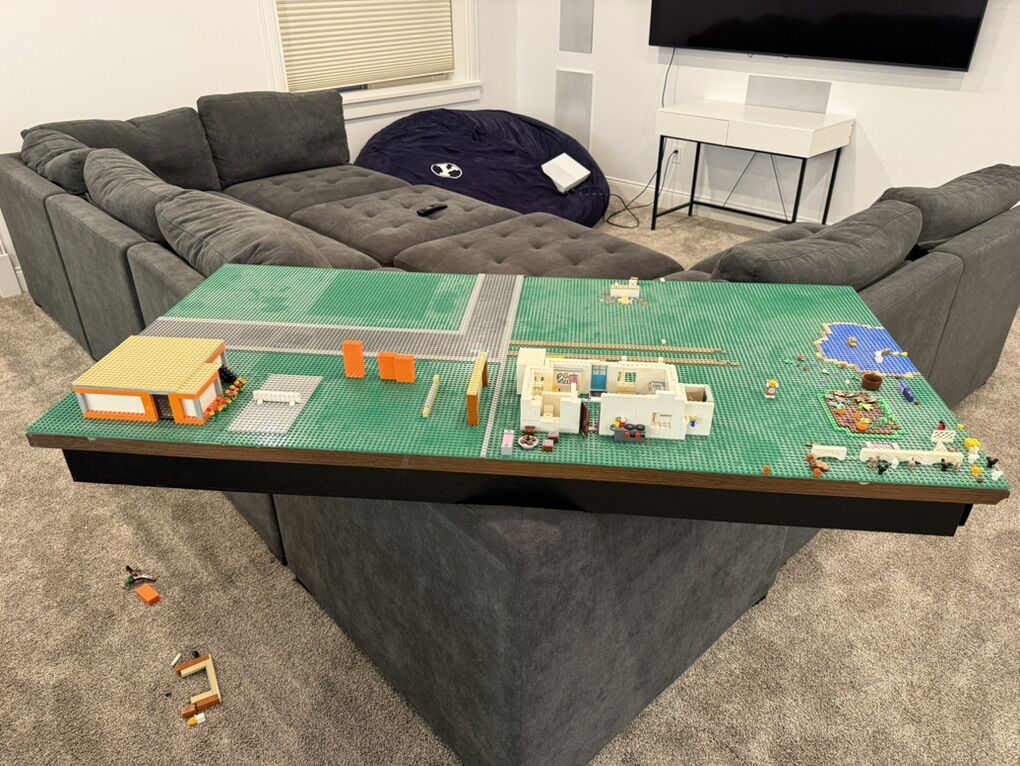 Lego Table