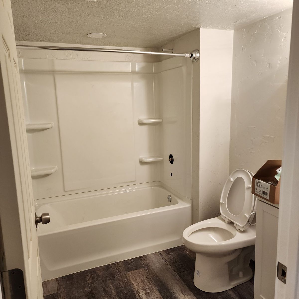 Main image 9
