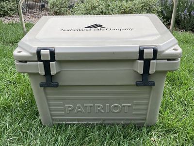 Patriot Brand 10 Quart Tan Heavy Duty Cooler in like new condition