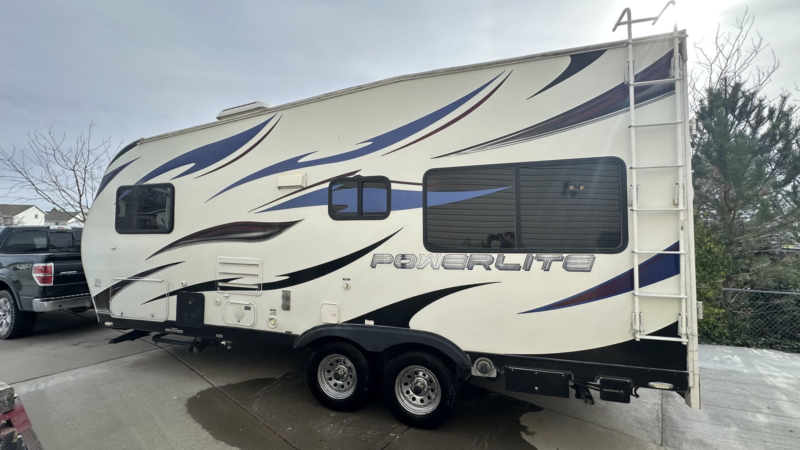 2013 Powerlite Pacific Coachworks