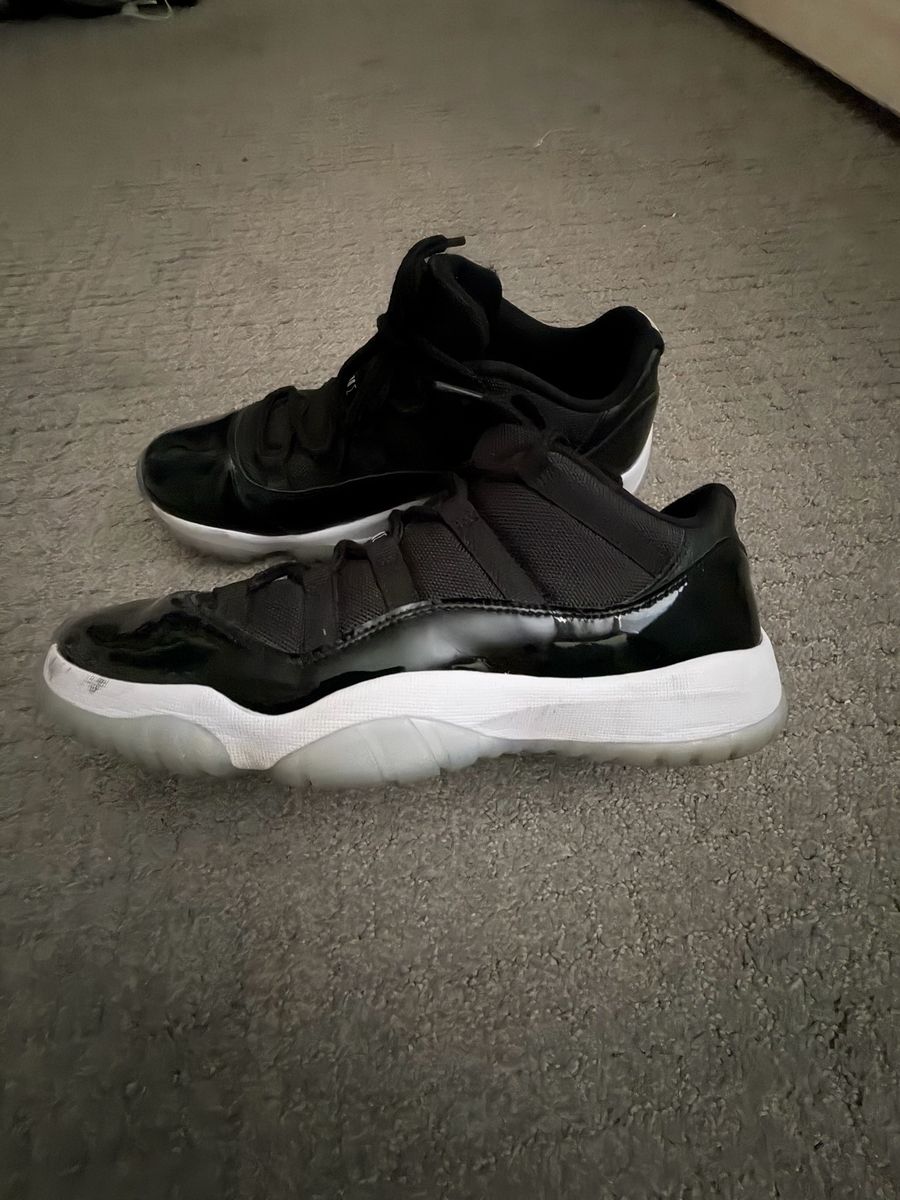 Jordan 11 space Jane size 11.5
