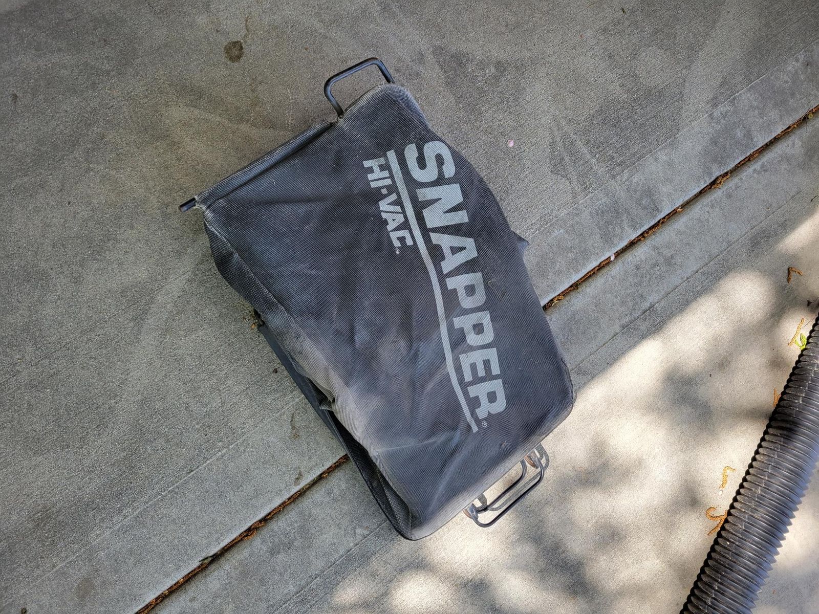 Snapper HI-VAC lawn mower clippings bag