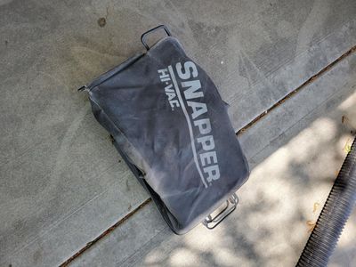 Snapper HI-VAC lawn mower clippings bag