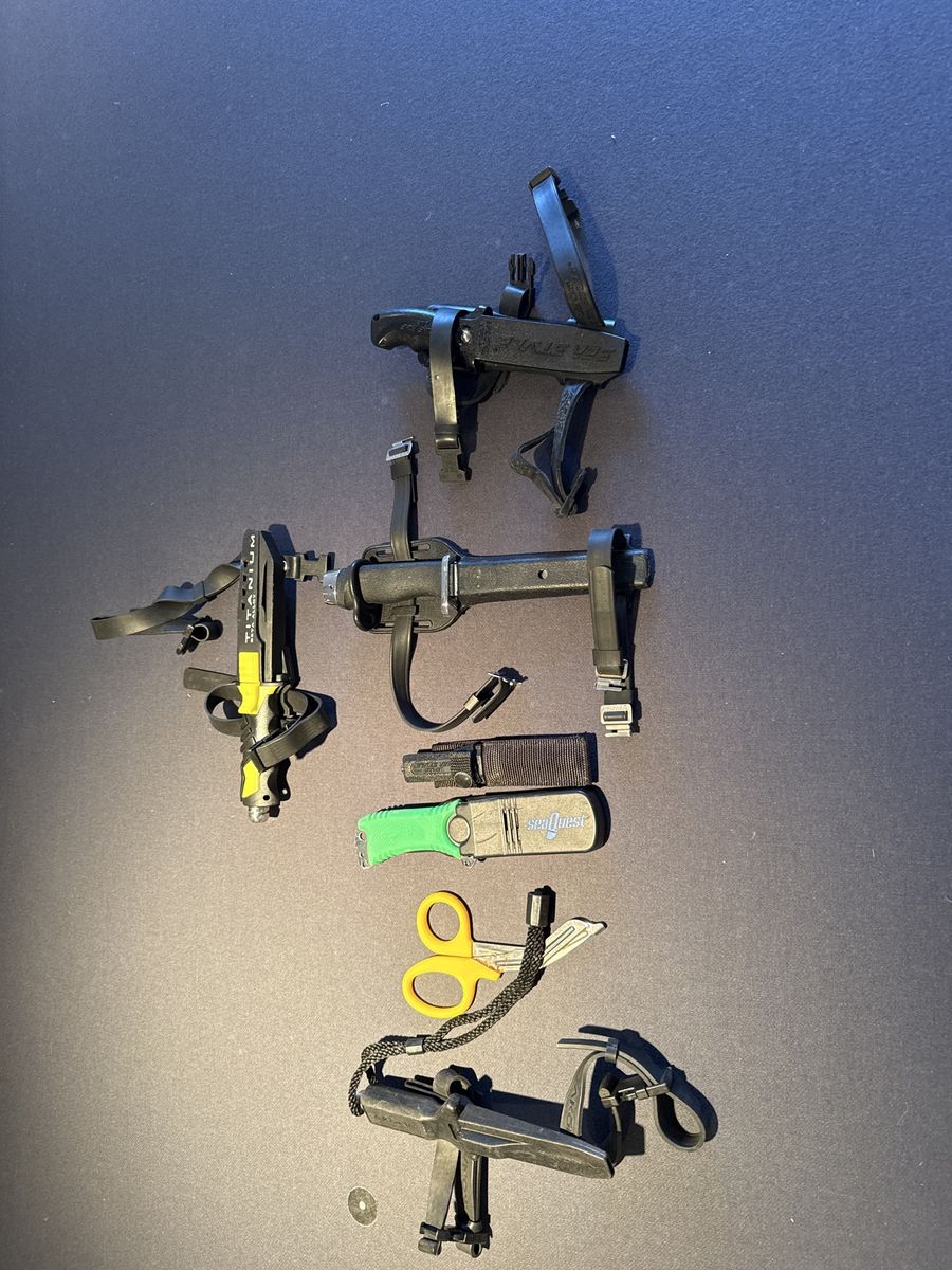Scuba diving knifes