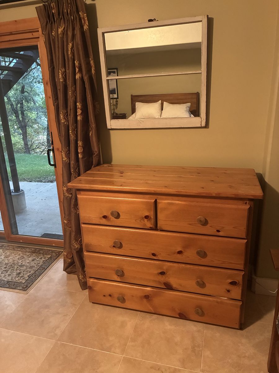 Solid Pine Wood 5-Drawer Dresser Chest