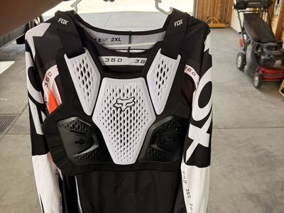 Fox jersey and protective chest peice