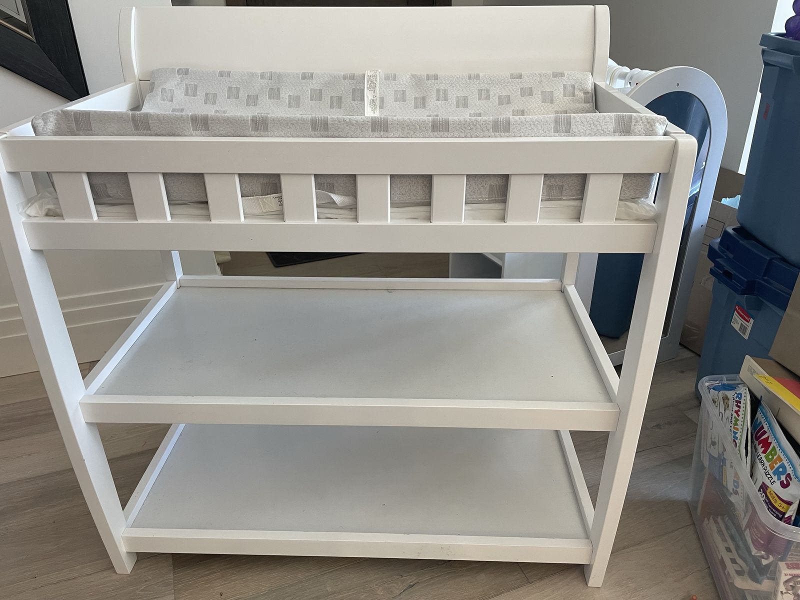 Delta infant changing table 2018.