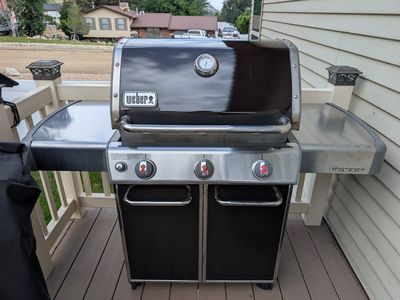 Weber Genesis E-310 Propane Gas Grill - Super Clean