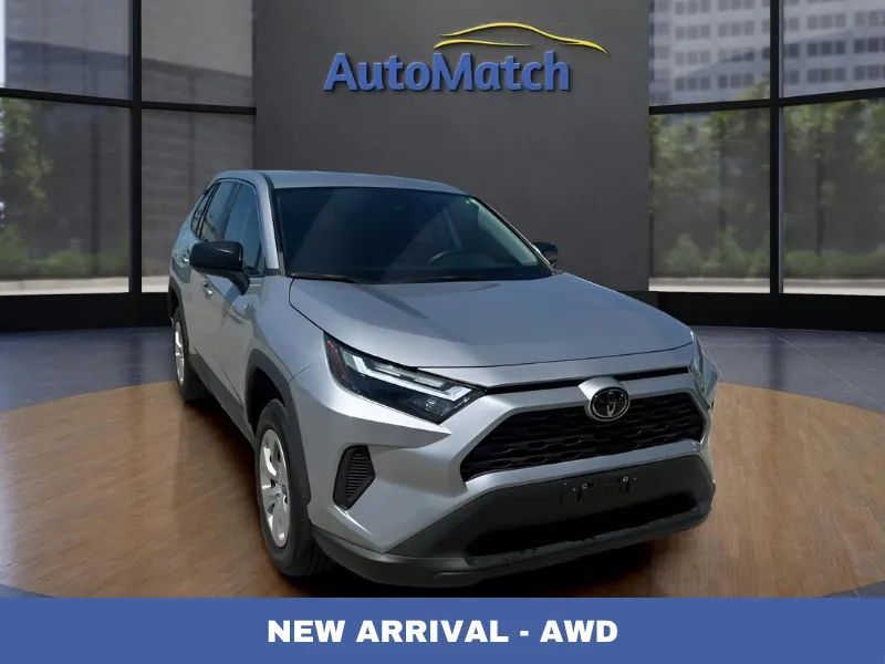 2023 Toyota RAV4 LE