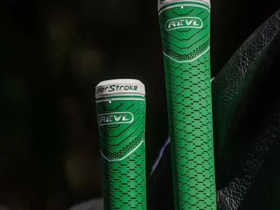Nine (9) Superstroke Revl Player Victory Green Swing Grips Standard