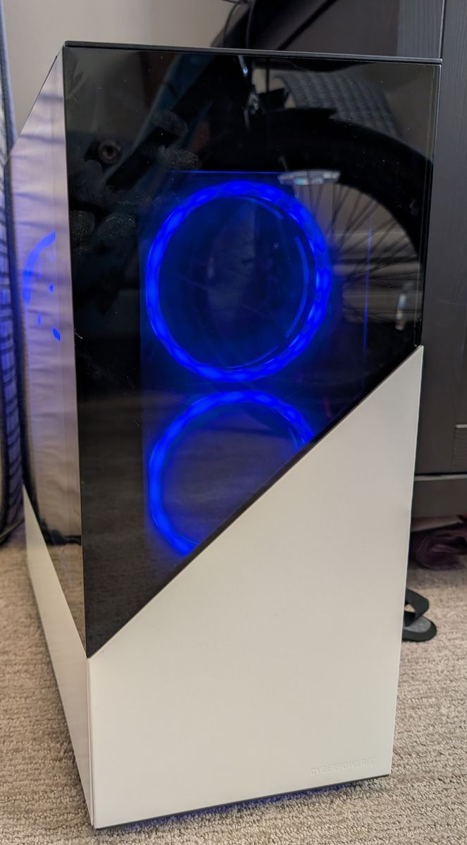 Main image 3