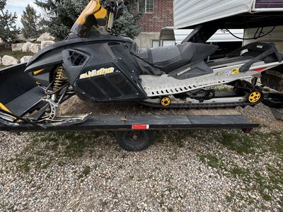 Skidoo 1000 bombardier