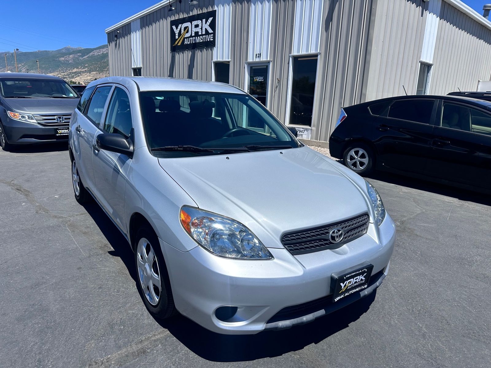 2005 Toyota Matrix Base