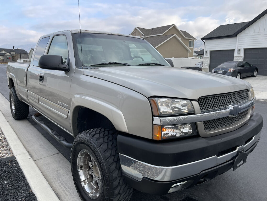 2003 CHEVROLET SILVERADO 2500HD LS
