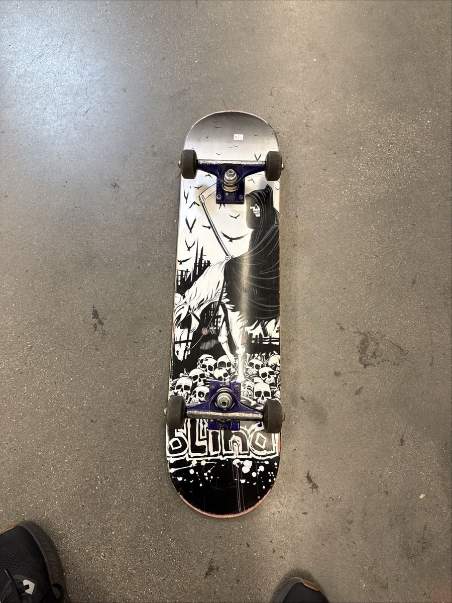 Blind Reaper Skull Skateboard Complete - Used