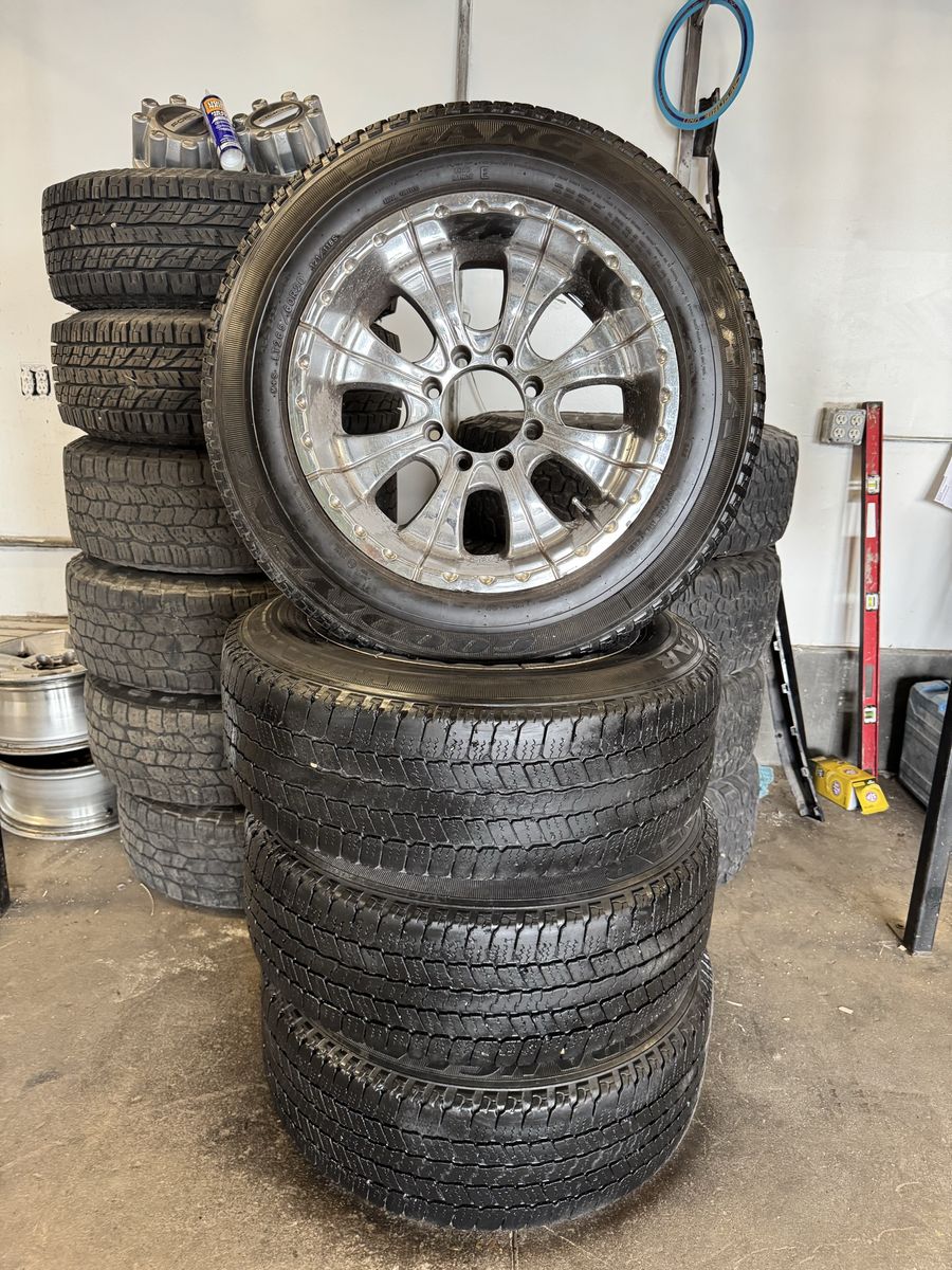 8x6.5 Wheels and tires (Dodge Ram)