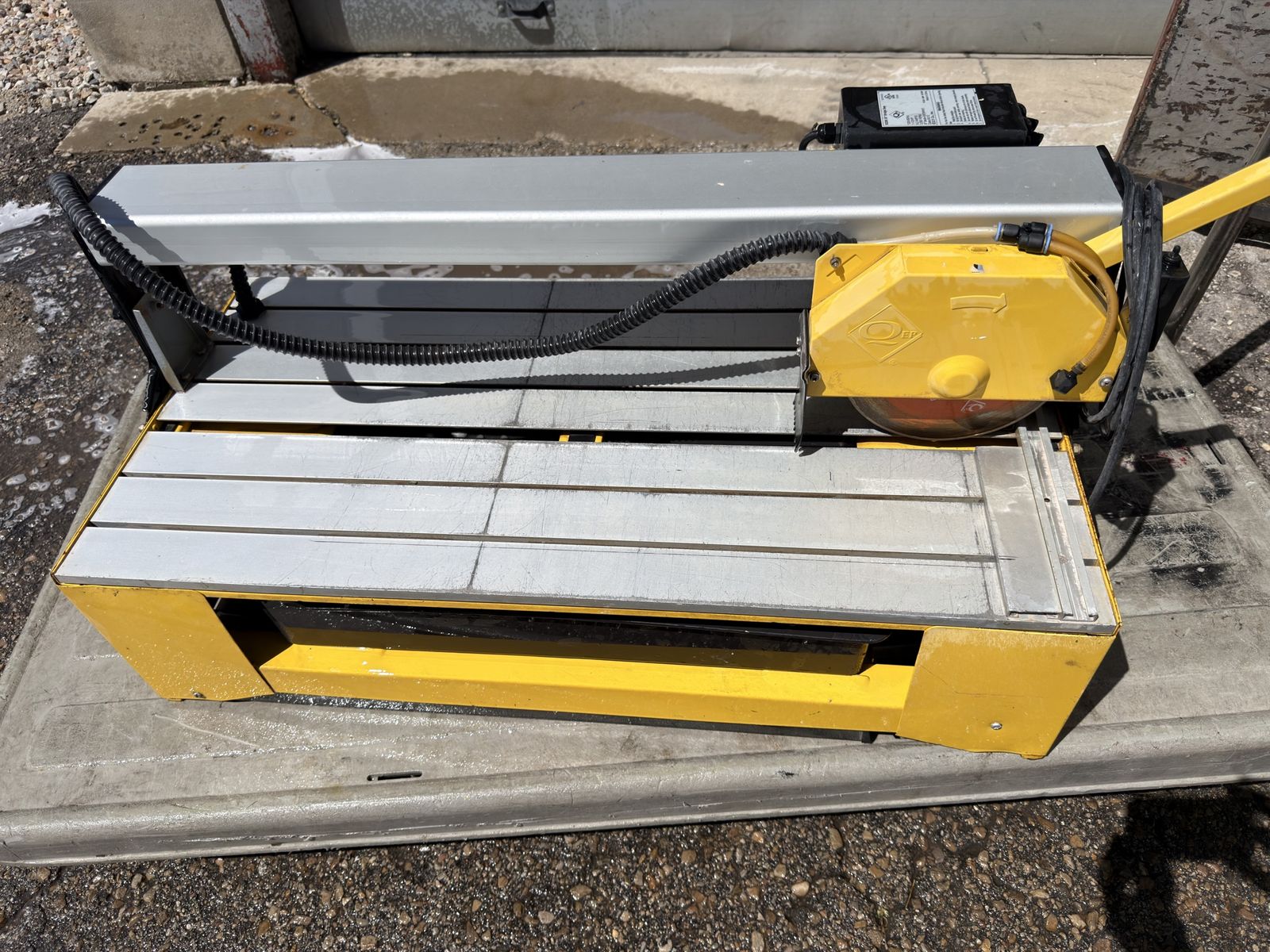 QEP 24" Bridge Tile Saw