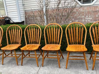 Wooden Kitchen / Dining Room Chairs ~ set of 6