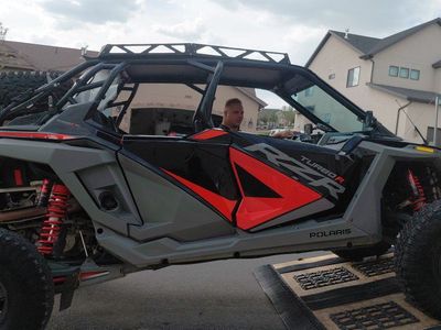 2022 Polaris RZR Turbo R 4 Ultimate – 4 Seat