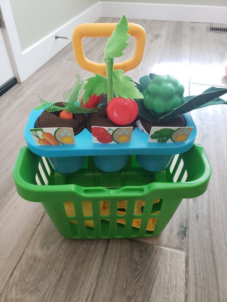 Melissa and Doug garden set