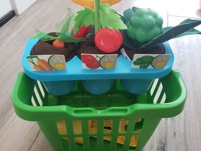 Melissa and Doug garden set