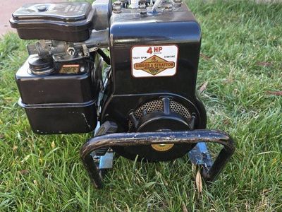 Briggs and Stratton 4 HP engine