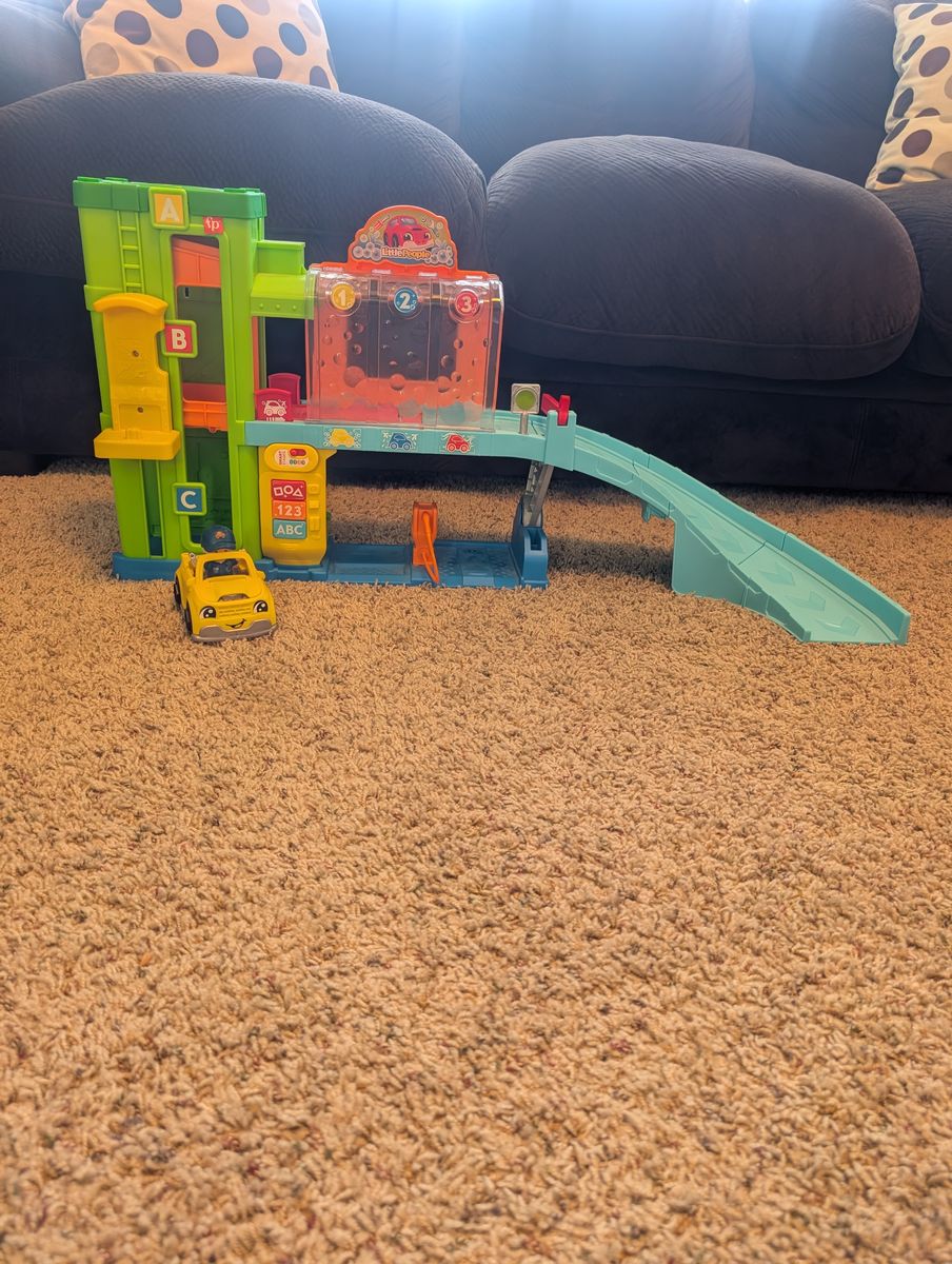 Main image 3