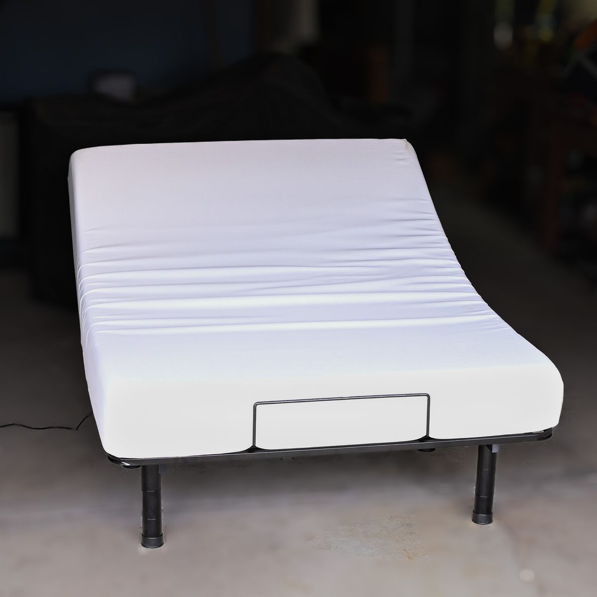 BASICALLY BRAND NEW - Full Size Heavy Duty Metal Electric Adjustable Bed Frame w/ 8" Memory Foam Mattress 
