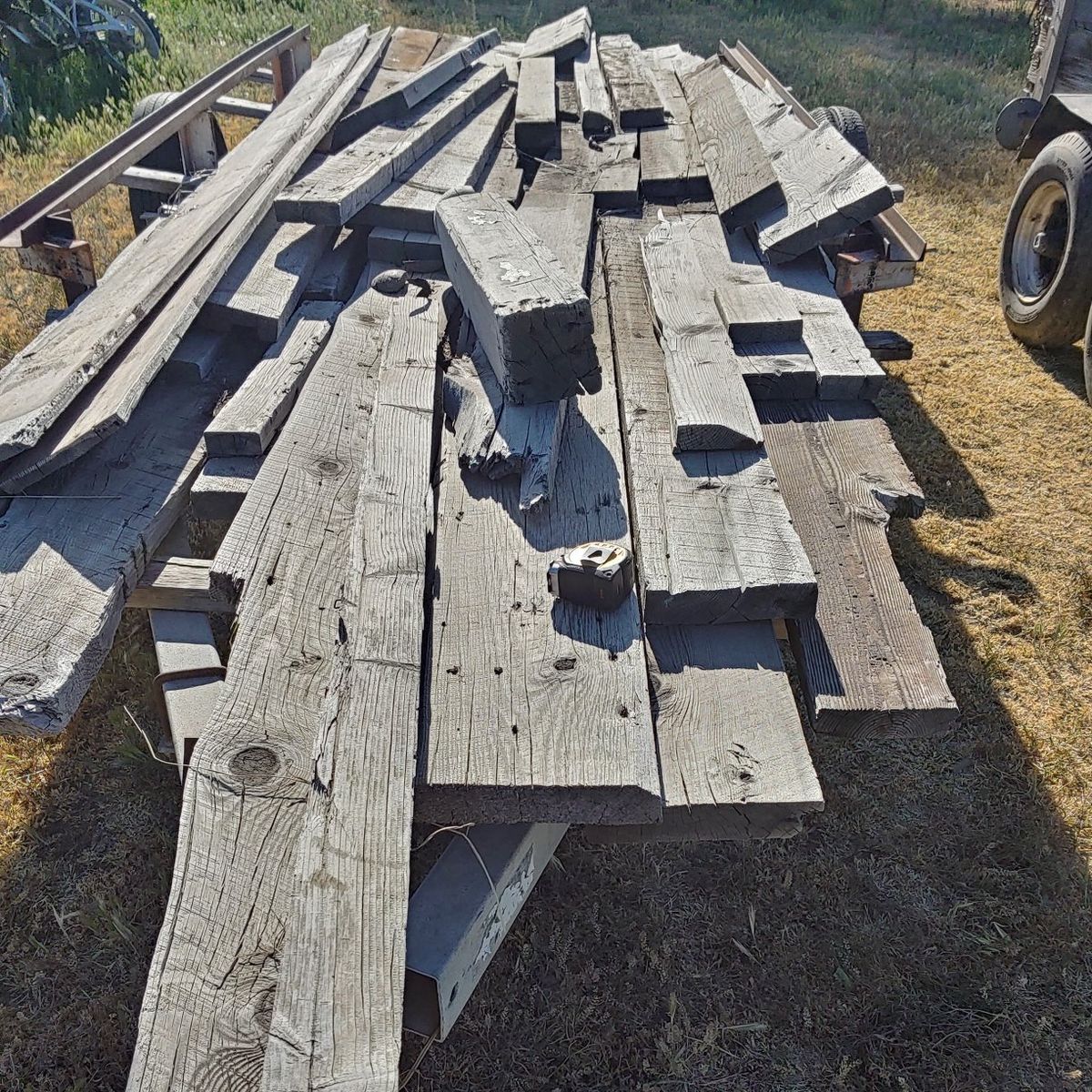 old wood / rough cut/ craft