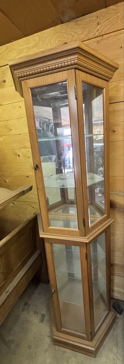Curio cabinet set of two