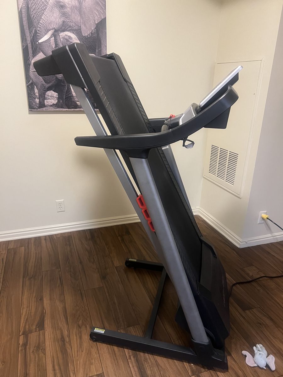Pro-Form 305 CST Treadmill – Great Condition – Salt Lake City