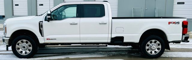 2026 Ford F-350 Super Duty Platinum