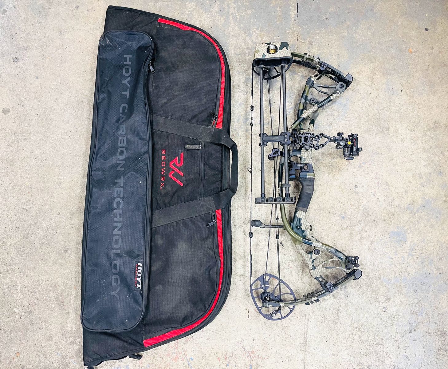 Hoyt Carbon RX-3 REDWRX Compound Bow