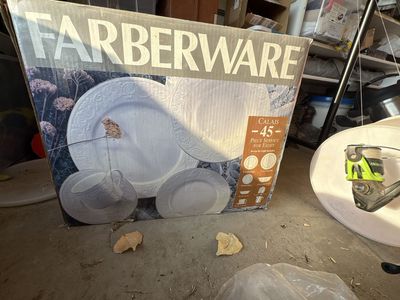 Farberware Calais 45-Piece Dinnerware Set - Service for 8
