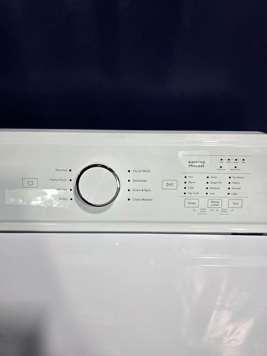 Main image 3
