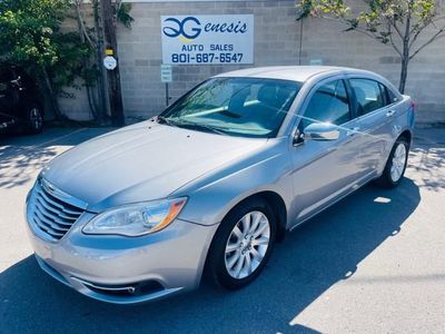 2013 Chrysler 200 Limited