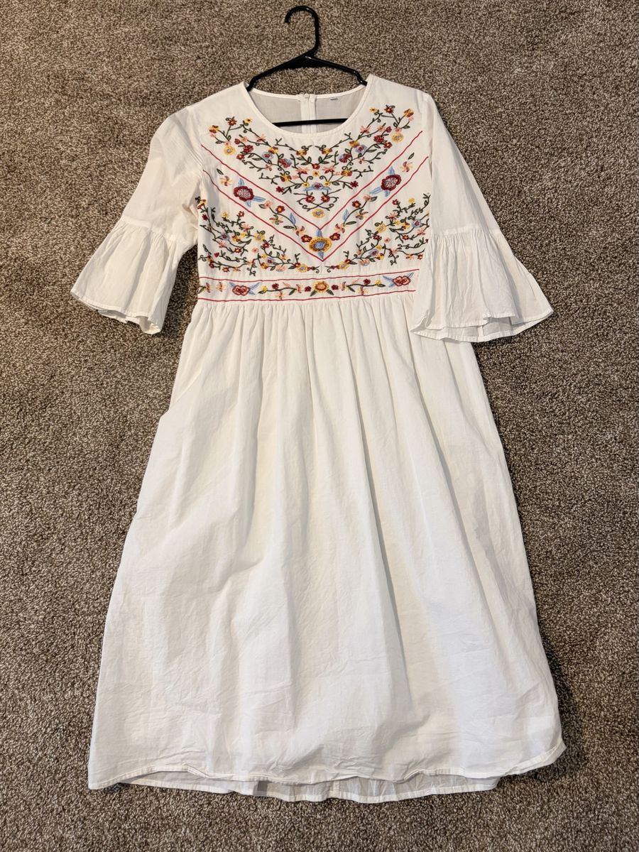 Women’s dress