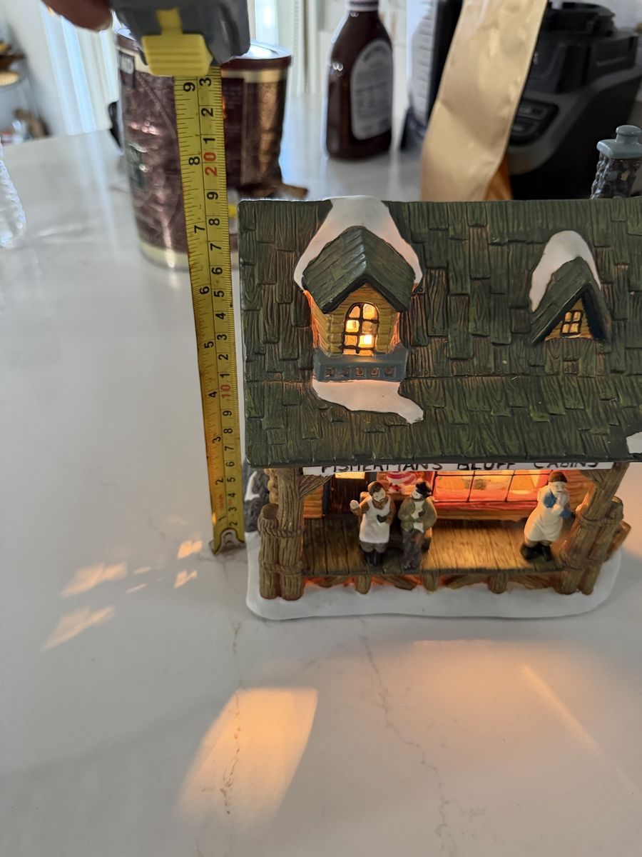 Main image 4
