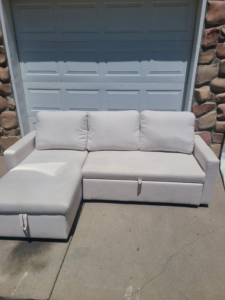 Cream Sectional with Pullout & Storage