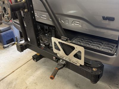 Rig'd UltraSwing Tire Carrier