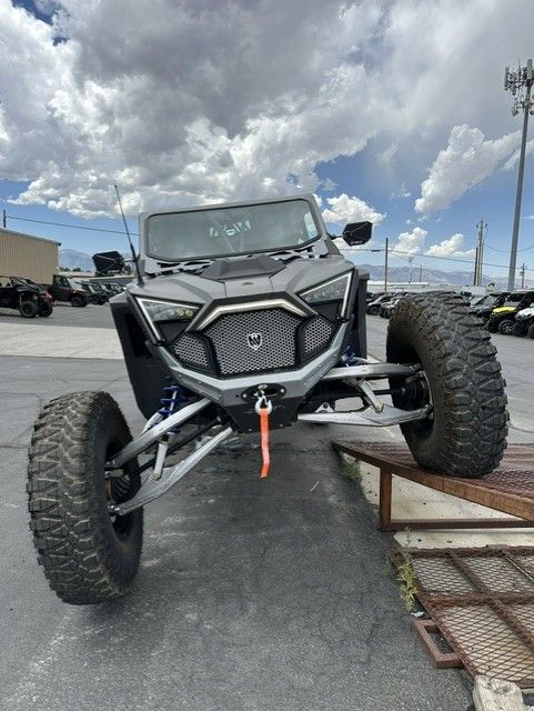 2024 Polaris RZR PRO R 4 PREMIUM - MATTE HEAVY METAL