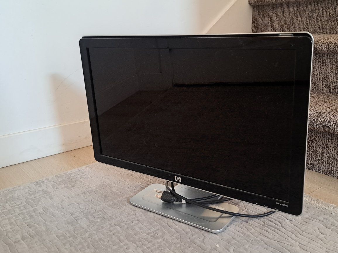 Computer monitor
