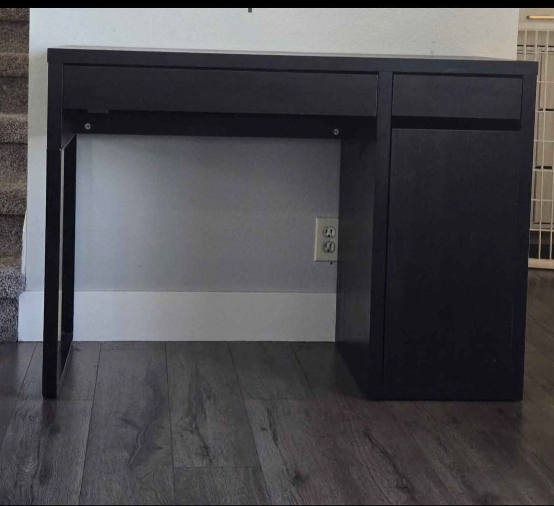 Ikea desk